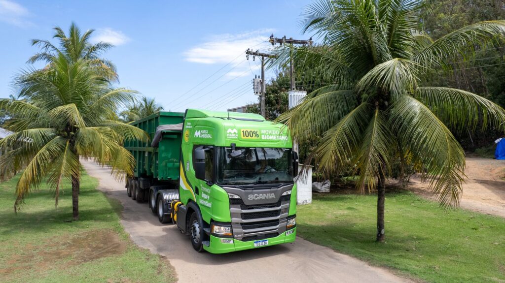 A Marca Ambiental conta com um caminhão que será movido a biometano para transporte de lixo